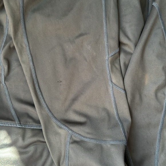 Fabletics black legging - Picture 2 of 2